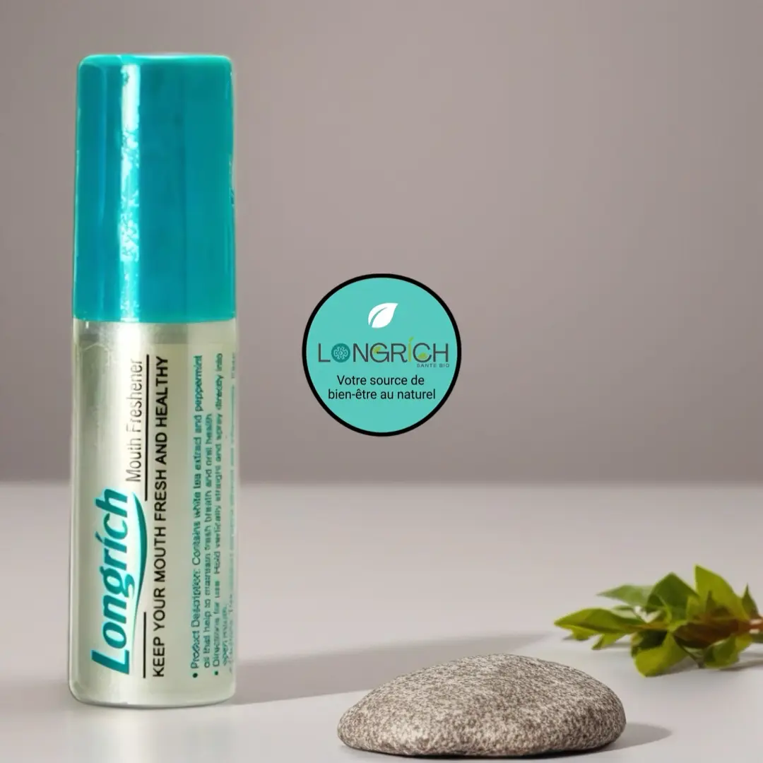 Spray buccal Longrich au thé blanc pour une haleine fraîche et le soin de la gorge.